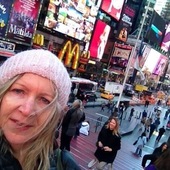 User avatar for raewyn walker