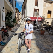 User avatar for Isa Low