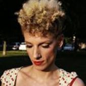 User avatar for Di Bi